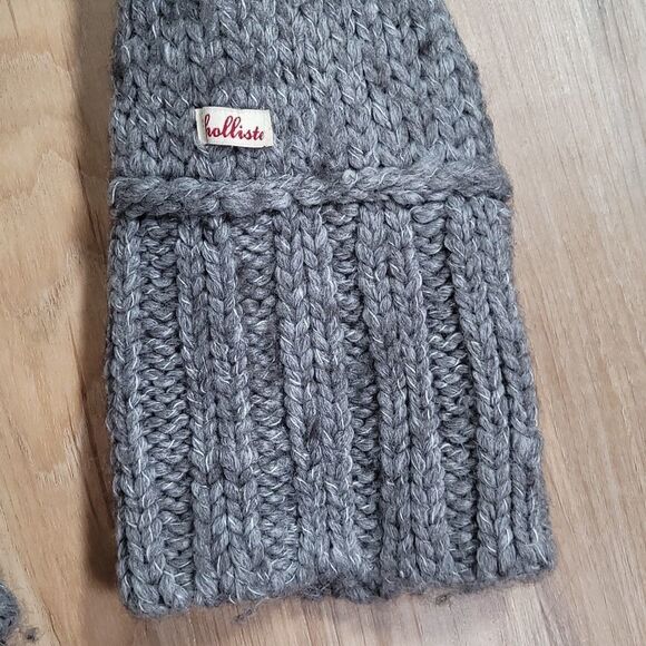 🔸️Hollister Gray Thick Wool Blend Mock Neck Sweater Small - Picture 6 of 8